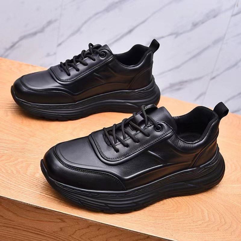 Pra*a casual shoes